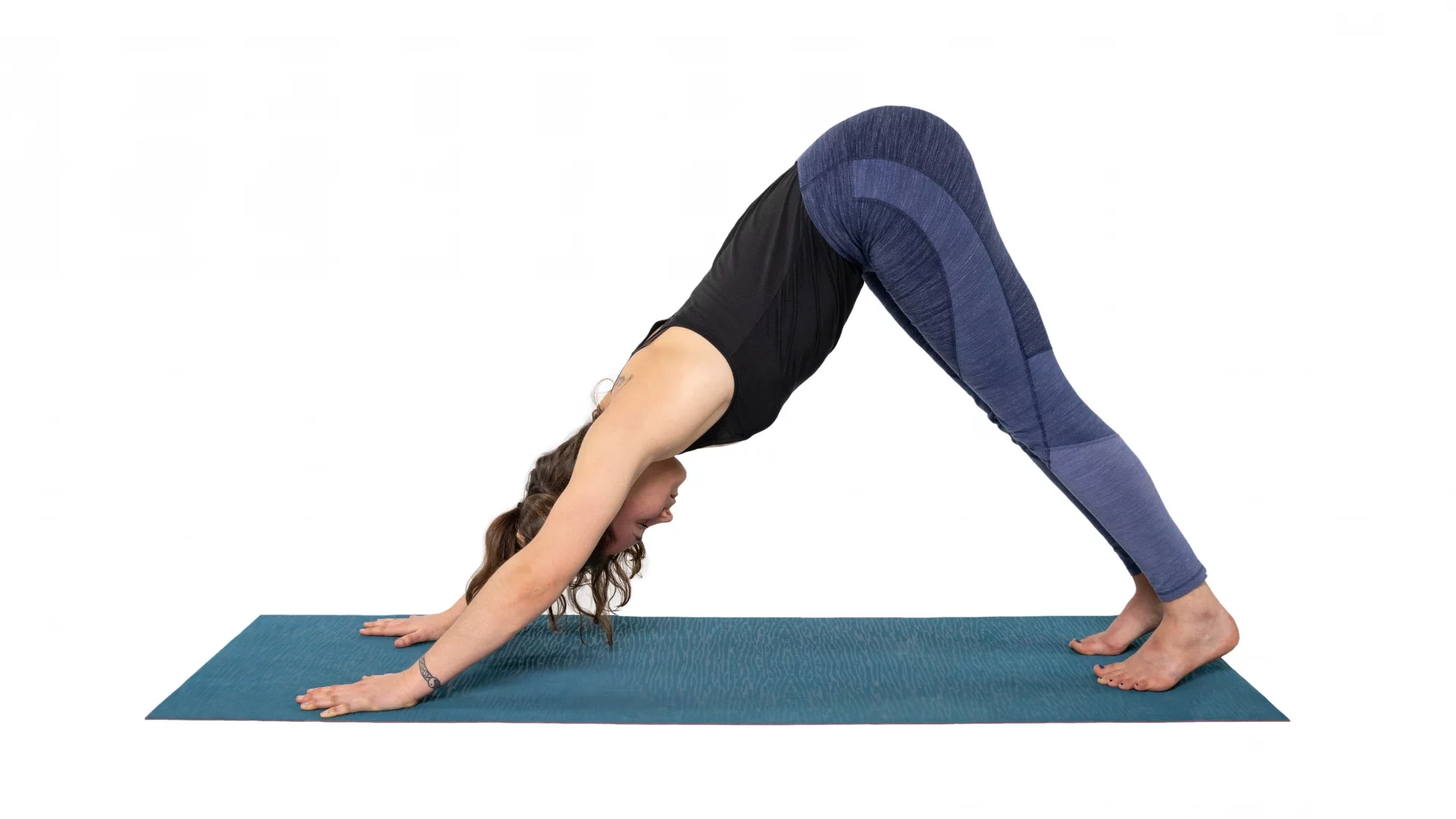 http://media.yogauonline.com/app/uploads/2023/02/27035524/downward-facing-dog-2-e1683042024388.webp