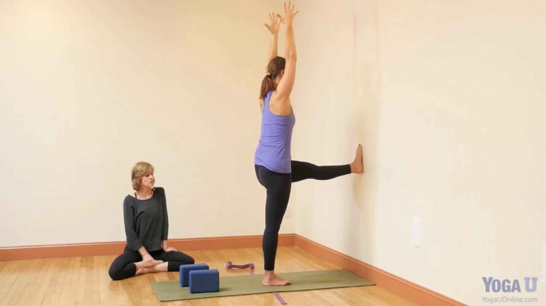 5 Standing Yoga Poses for Core Strength