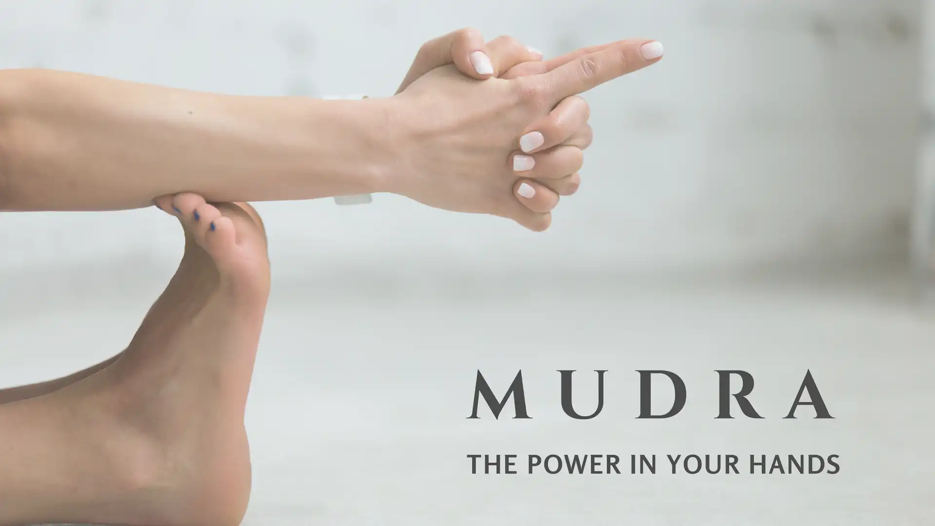 Here's How You Can Draw Positive Energy From Every Finger Using Hand Mudras