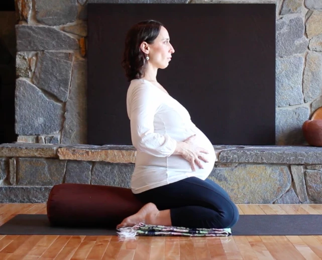 Prenatal Yoga Practice: Tending to Your Physical, Mental and Emotional ...