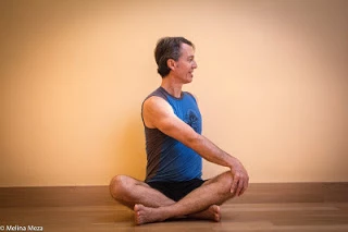 Rev Up Your Yoga Practice: Try This Seated Warm-Up Sequence - YogaUOnline