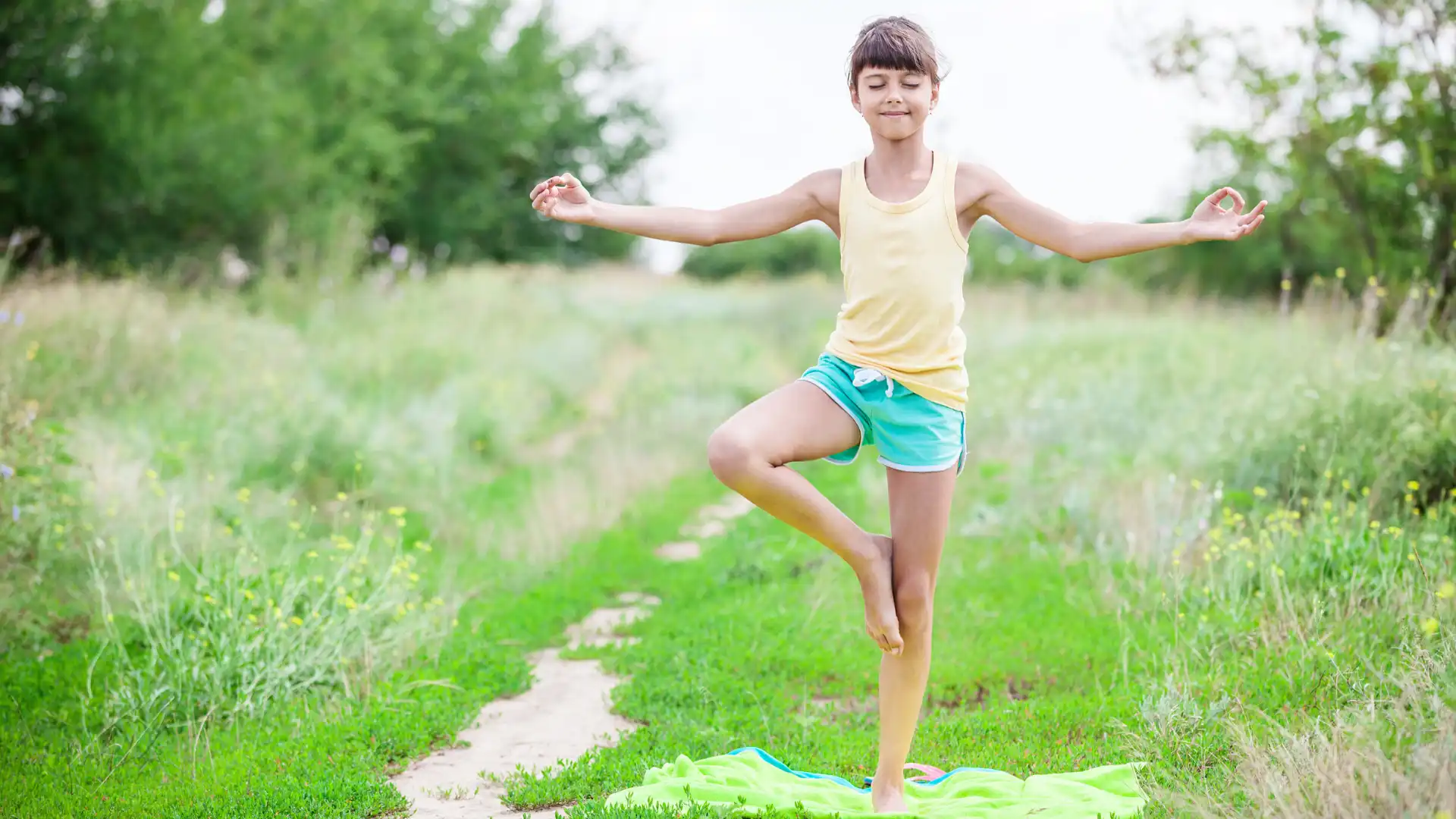 Yoga for Girls: Benefits for Tweens and Teenagers