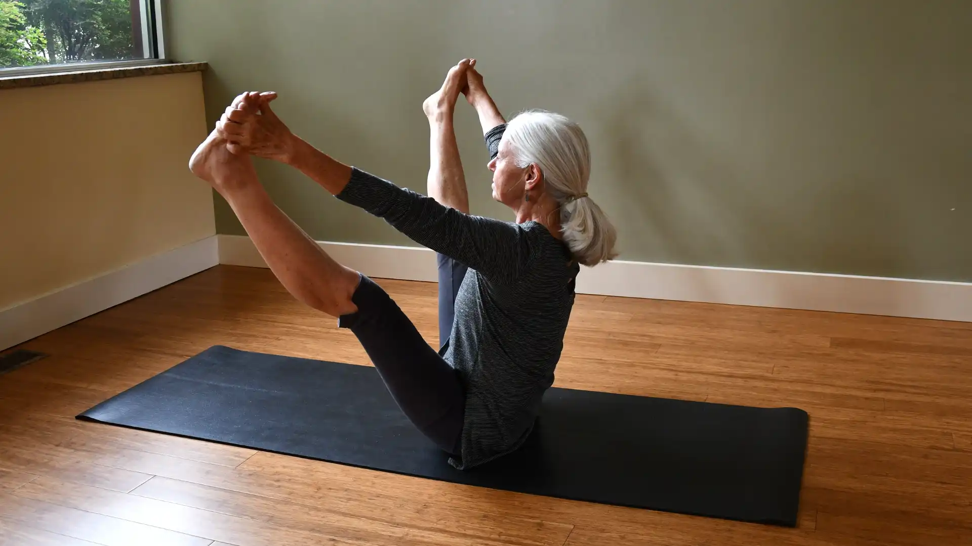 Double Leg Raises, Urdhva Prasarita Padasana