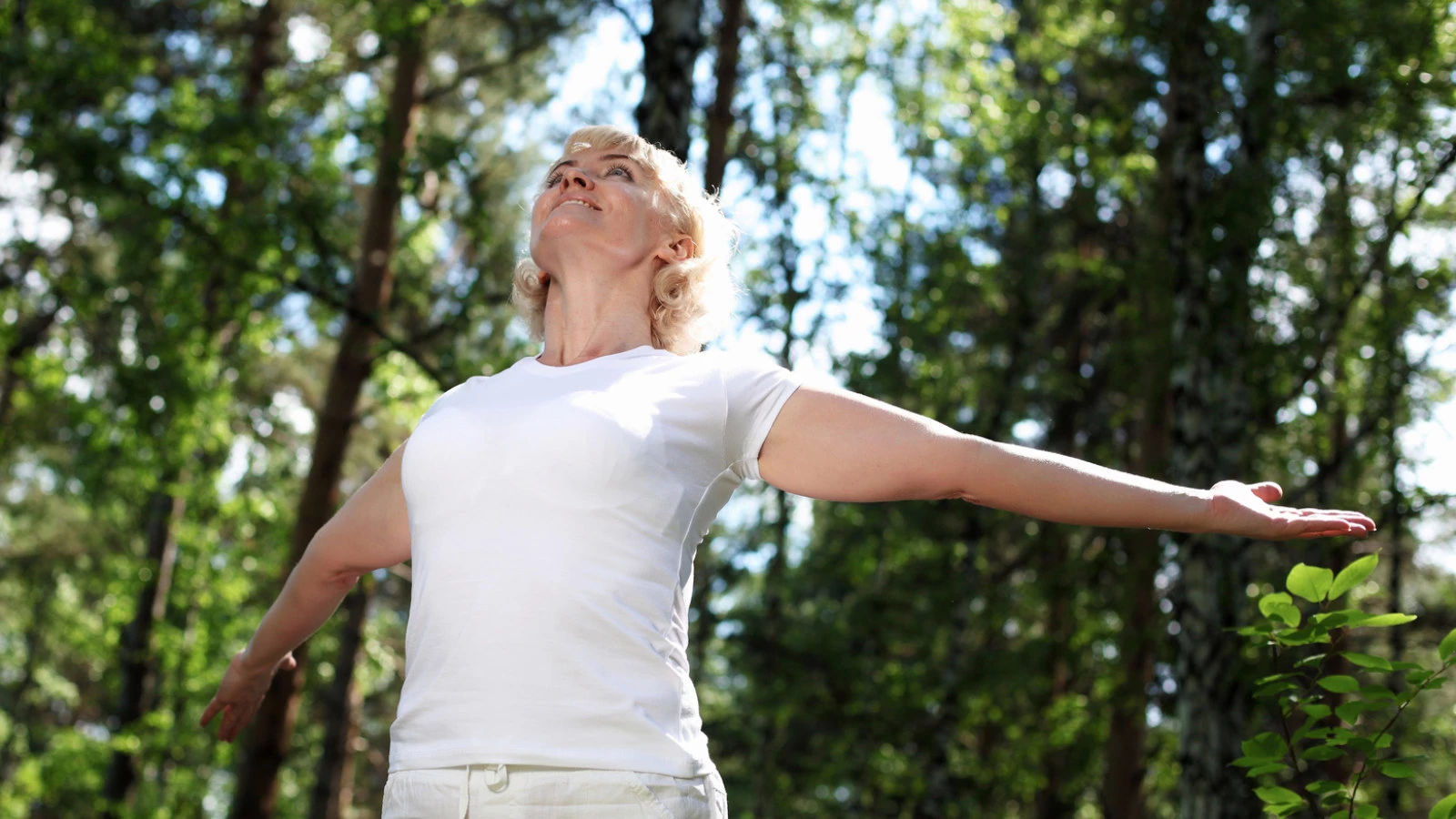 Nature, awe in nature, improved mental and physical health benefits of being in nature, yoga for hikers, yoga for people who love to be outdoors