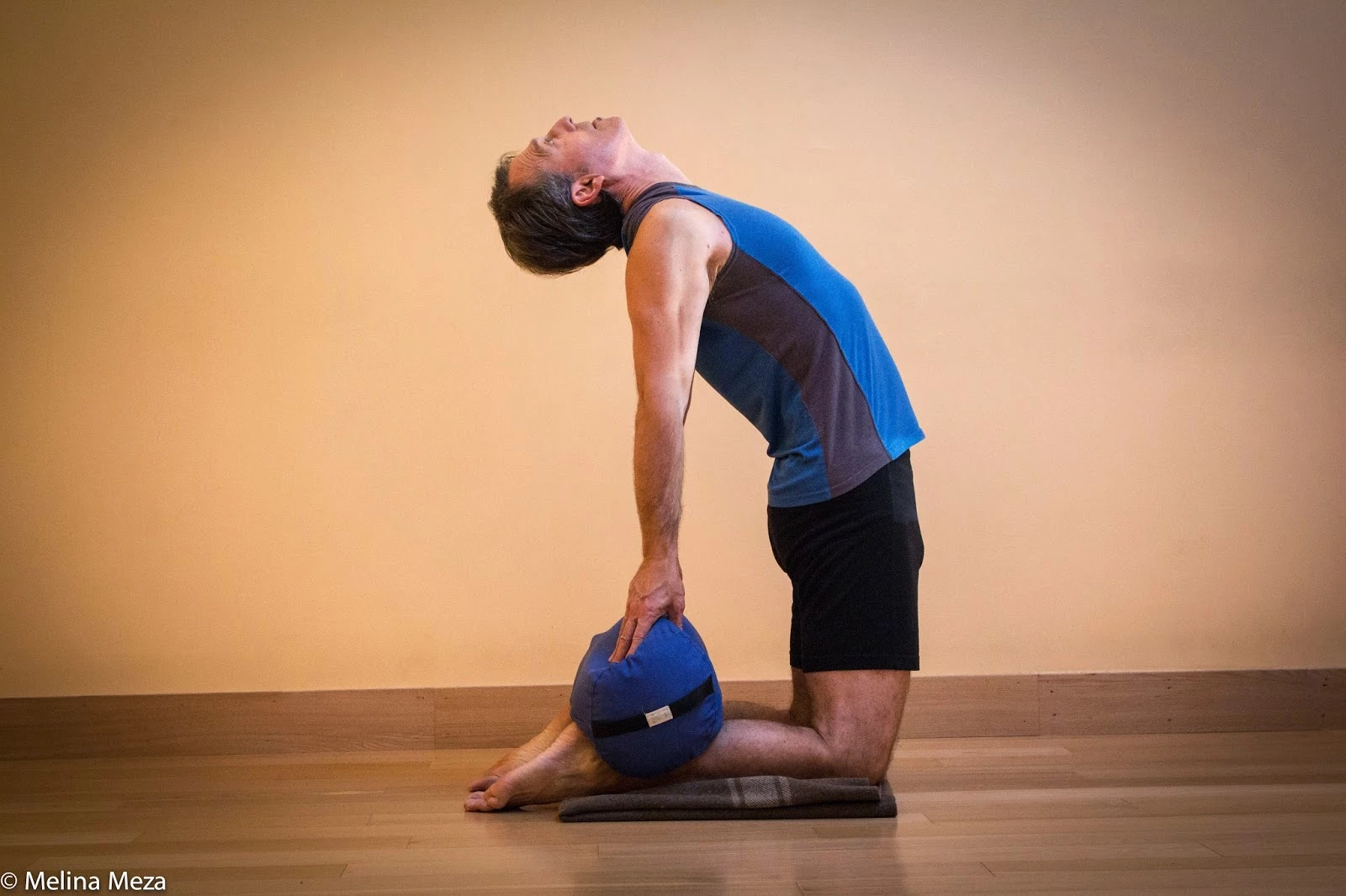 Natural Energy Boost with Yoga: 7 Steps to Practicing Camel Pose  (Ustrasana) - YogaUOnline