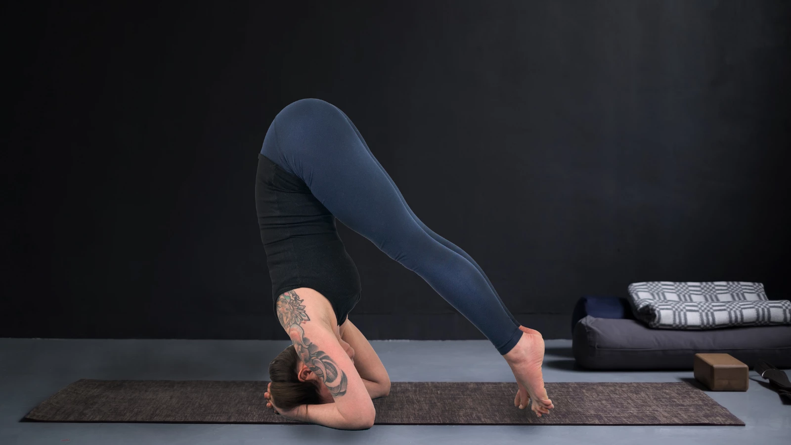 How to nail Sirsasana (Headstand) with these preparation poses | Marcia  Sharp Yoga