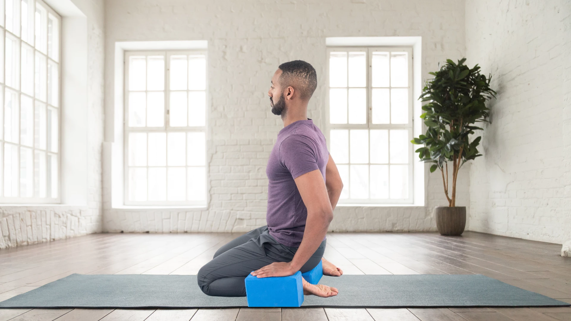 Buttock Muscle Pain: Yoga for Sciatica - YogaUOnline